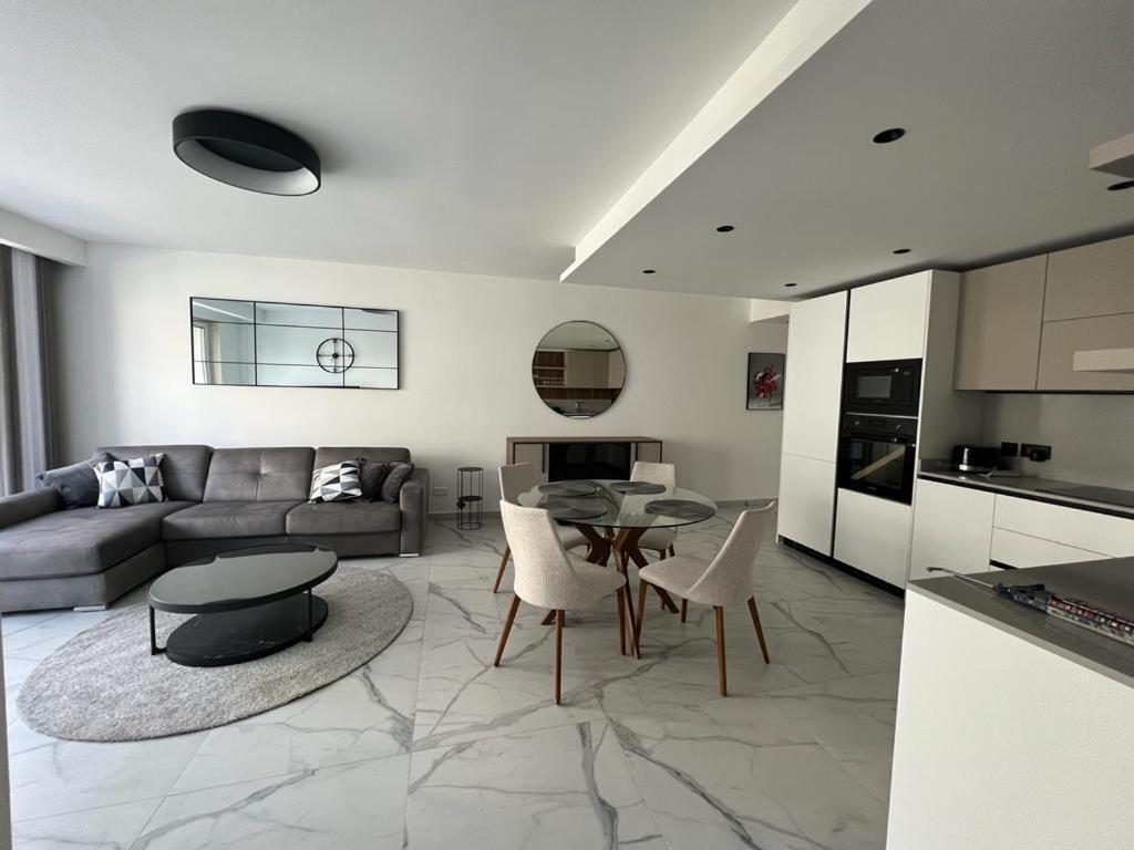 Skylark 2 Apartment With Terrace Is-Swieqi Luaran gambar