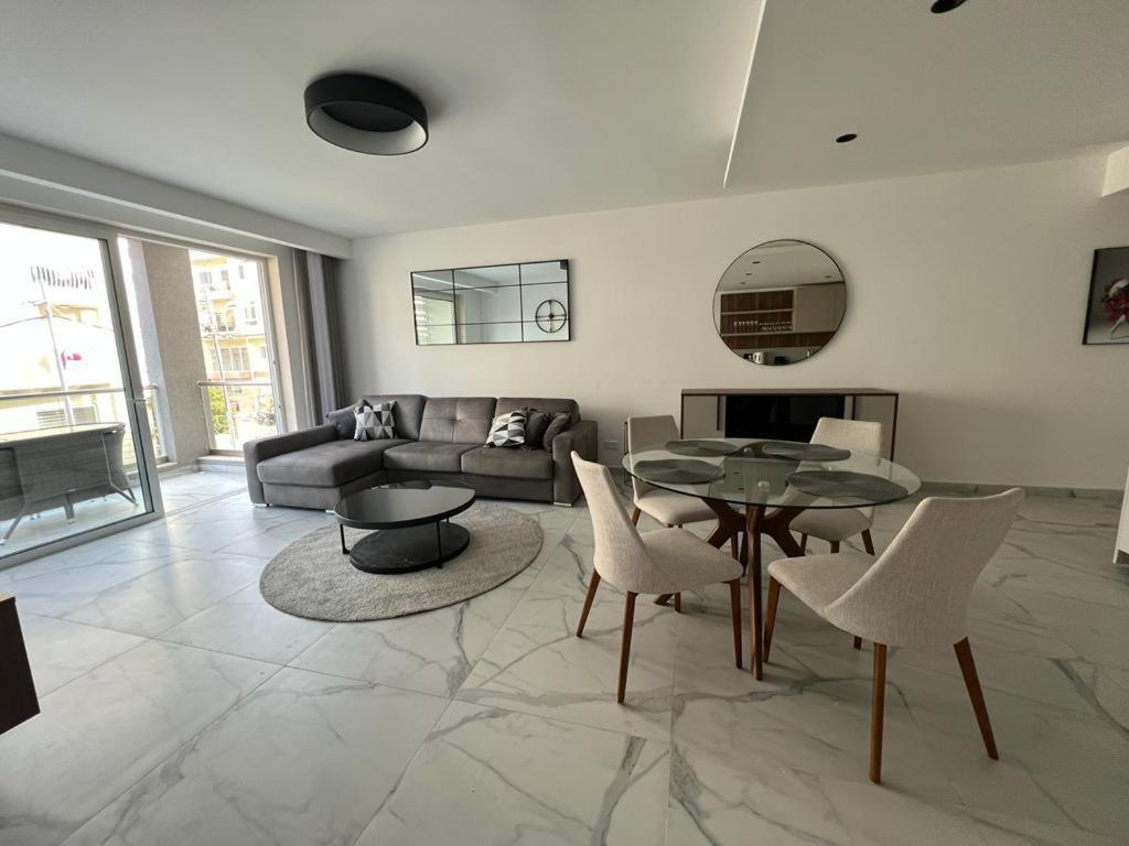Skylark 2 Apartment With Terrace Is-Swieqi Luaran gambar
